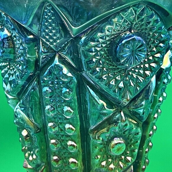 Vintage 1950s Imperial Carnival Glass Daisy Button Green Flared Vase Crimped Rim - Picture 11 of 16